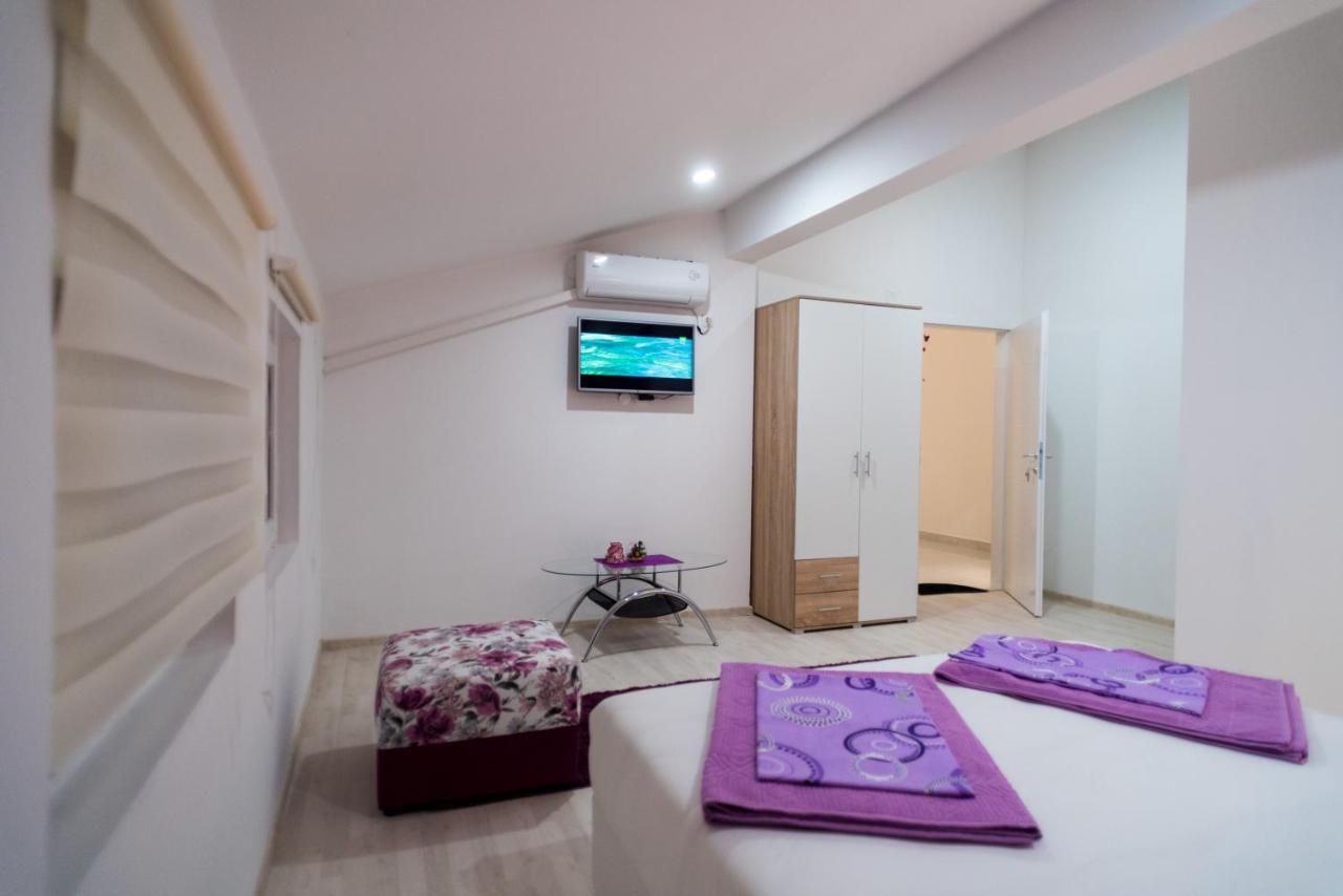 Purple Rooms โมสตาร์ ภายนอก รูปภาพ