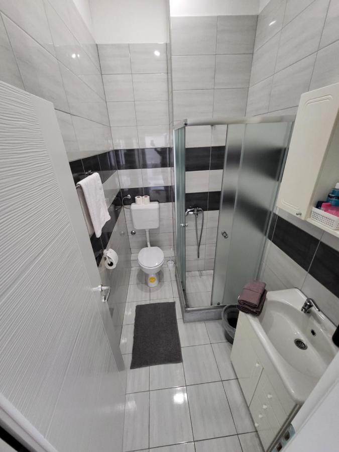 Purple Rooms โมสตาร์ ภายนอก รูปภาพ